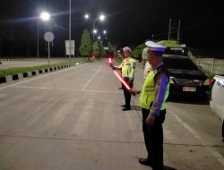 Patroli Blue Light Satlantas Polres Langkat Antisipasi Premanisme di Jalan Raya